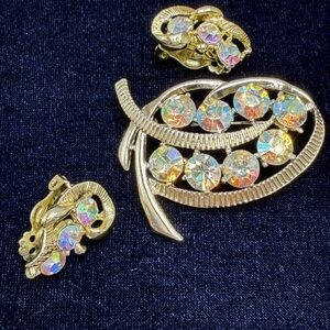 Vintage Aurora Borealis Crystal Leaf Brooch and Clip-On Earrings Set